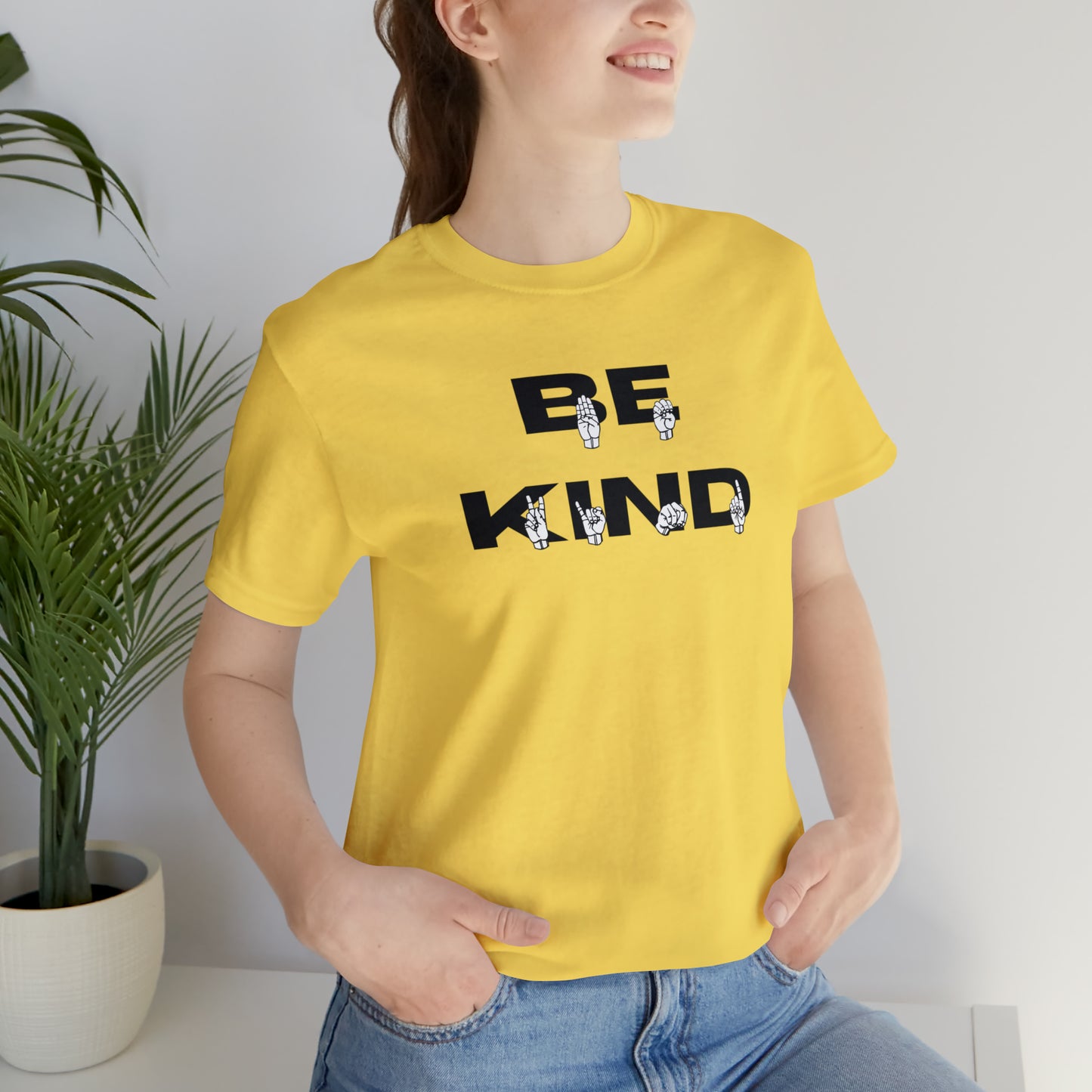 Bold Be Kind in American Sign Language Fingerspelling Graphic Tee Perfect Gift for ASL users