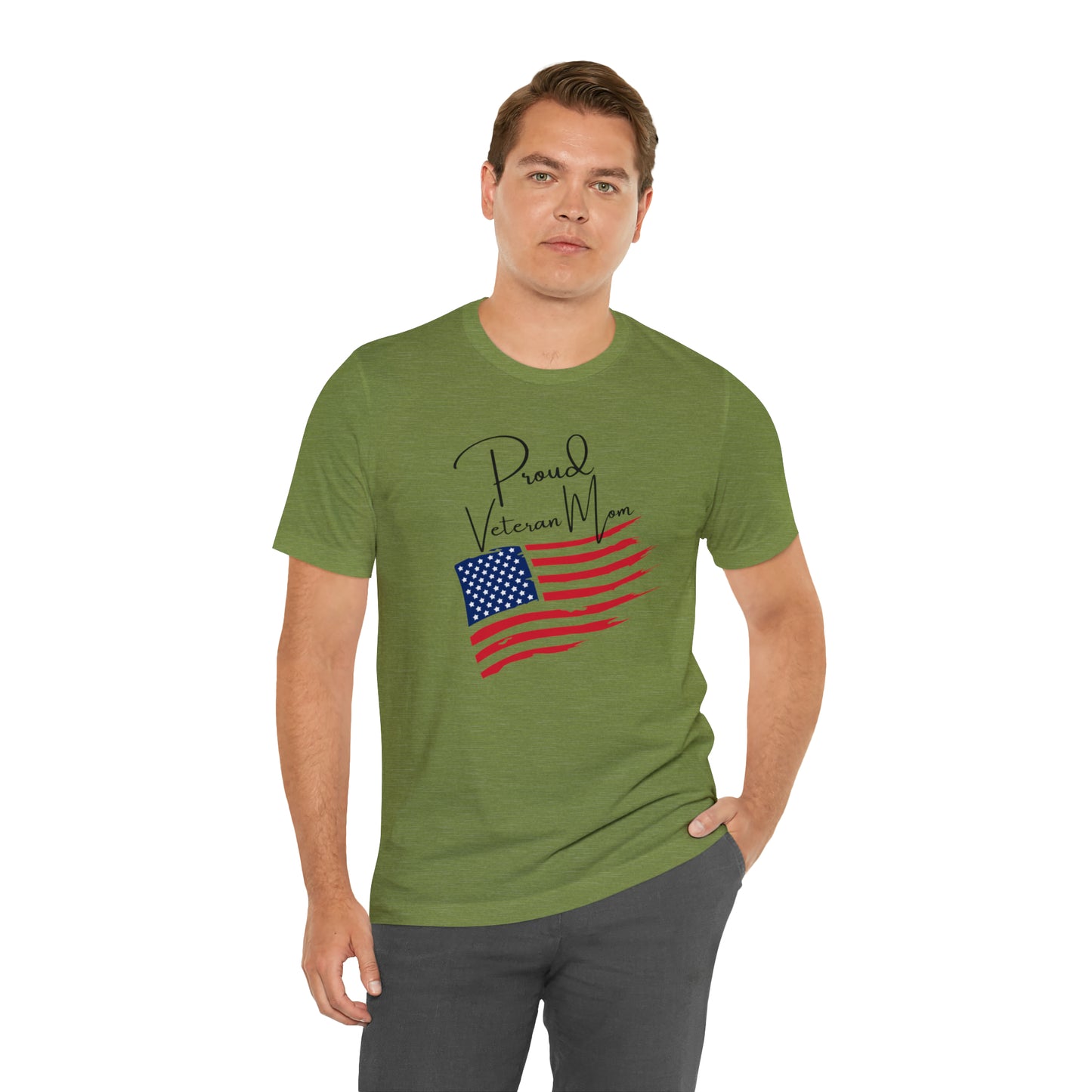 Proud Veteran Mom Great Mother's Day or Veteran Gift Graphic Tee